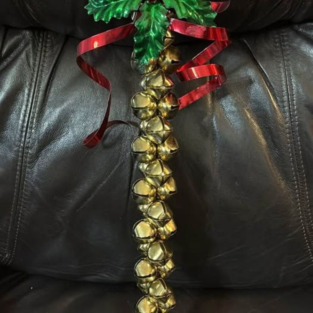Vintage Christmas Jingle Bell Door Hanger